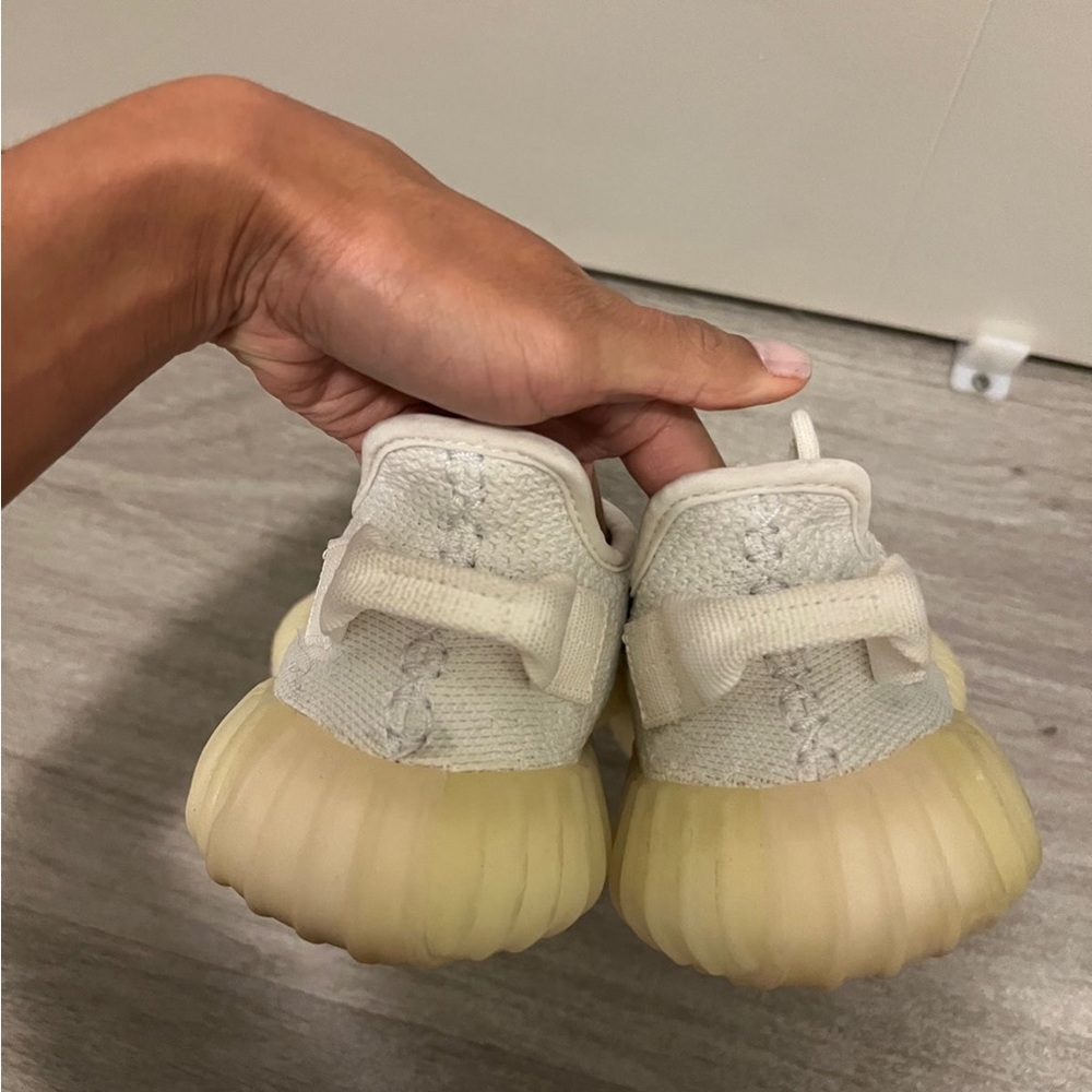 authentic white cream yeezys, like new